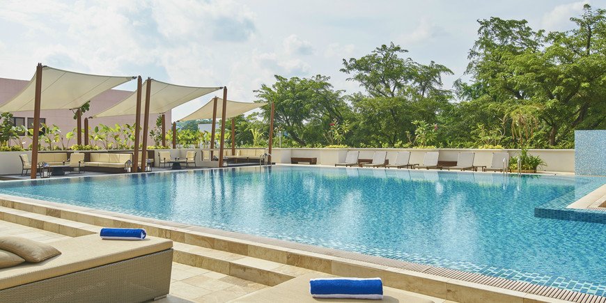 Orchard Rendezvous Hotel - Swimming Pool